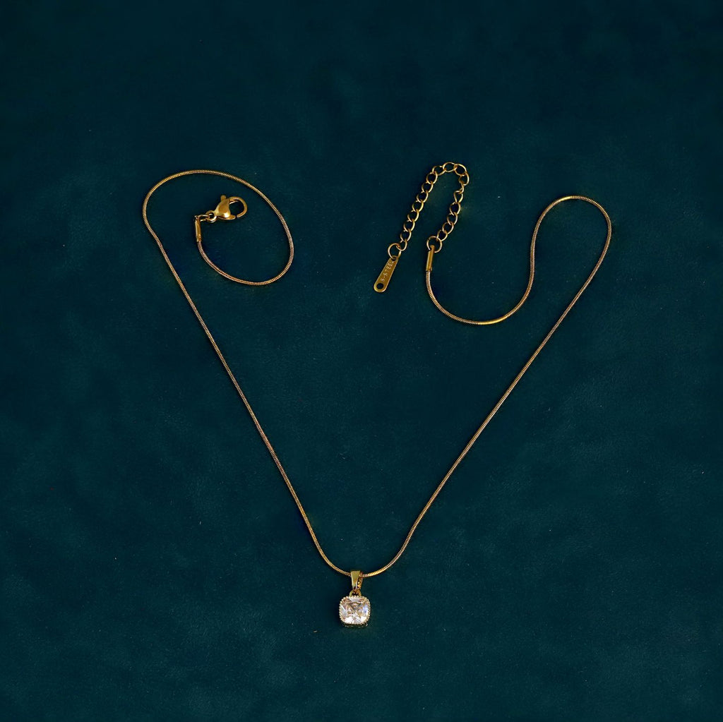 Minimalist Solitaire Crystal Pendant Necklace