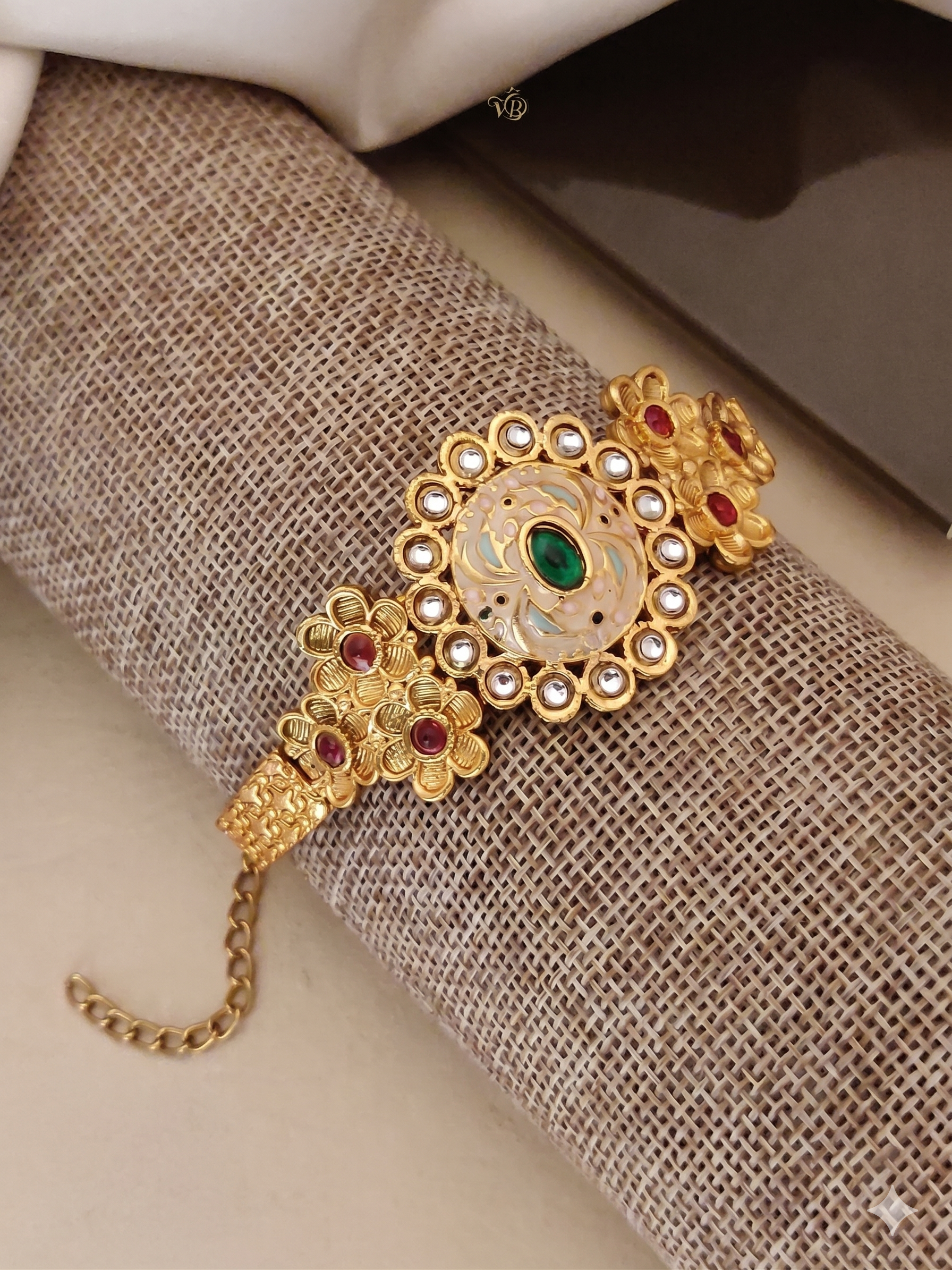Traditional Meenakari Bangle With Emerald And Polki Accents