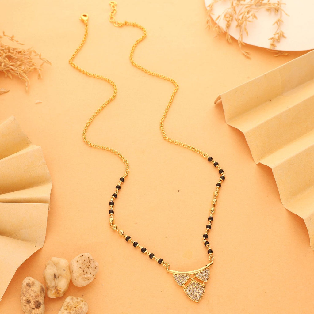 Nayika Gold Mangalsutra